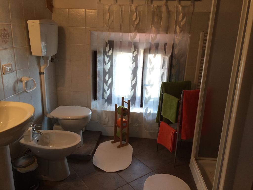 Apartament Yoghi & Bubu Gambolò Pokój zdjęcie
